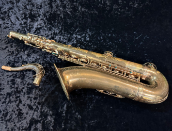 Photo Late Vintage Selmer Mark VI Tenor Saxophone – As Is Low Price, Serial #212221